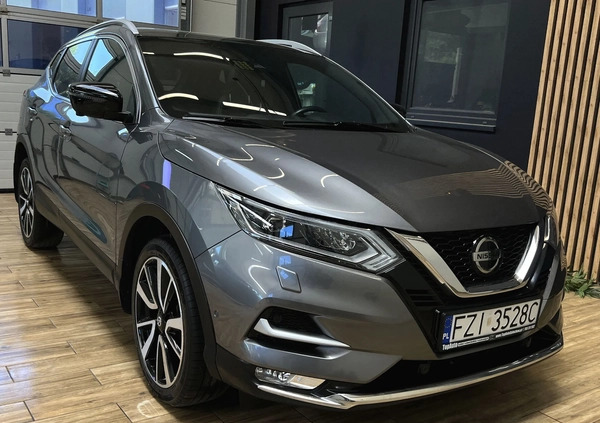Nissan Qashqai cena 79900 przebieg: 131000, rok produkcji 2018 z Jeziorany małe 781